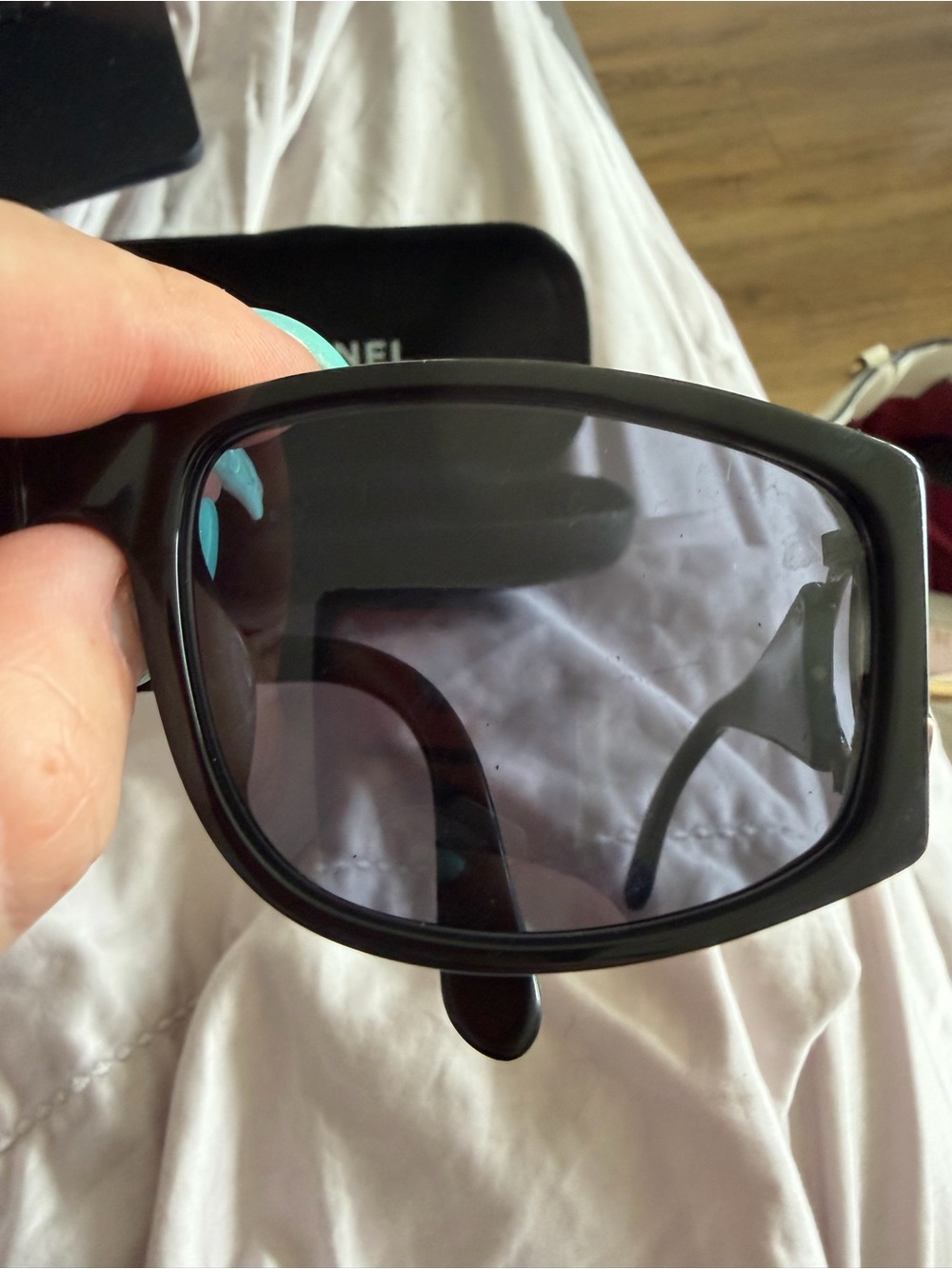 CHANEL Black Rectangular Sunglasses with Dark Lenses - Picture 4 of 5